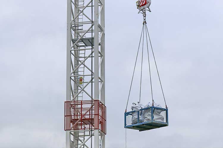 conquip large goods lifting cage