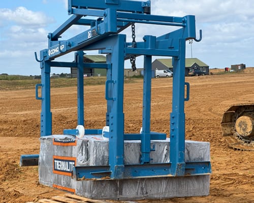 Side Image 3 - Lifting Equipment